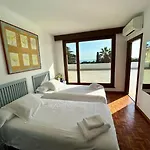 Casa Reyes