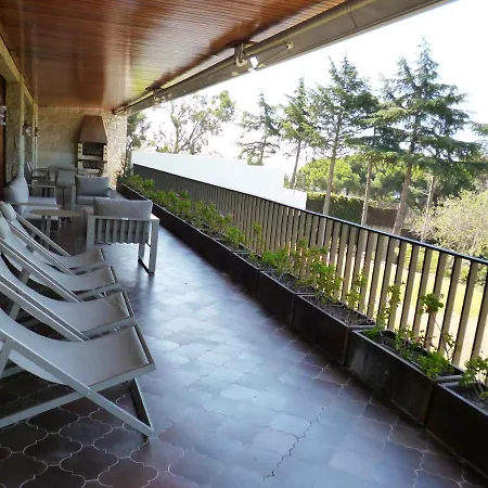 Casa Reyes *